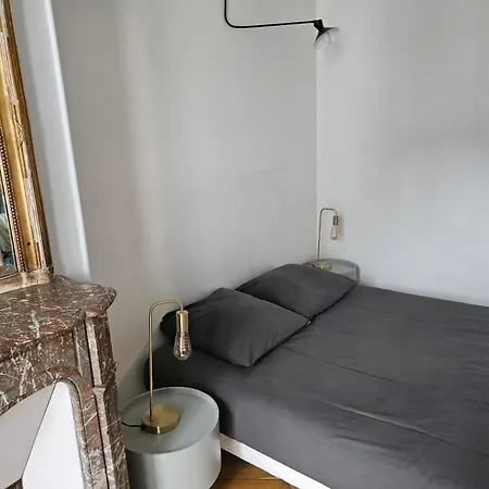 Cosy Private In Shared With A Couple - For 1 Traveler Only ! No Duo Allowed Alloggio in famiglia Parigi