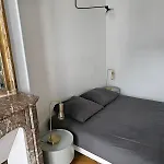 Cosy Private Room In Shared Appartment With A Couple - Room For 1 Traveler Only ! No Duo Allowed